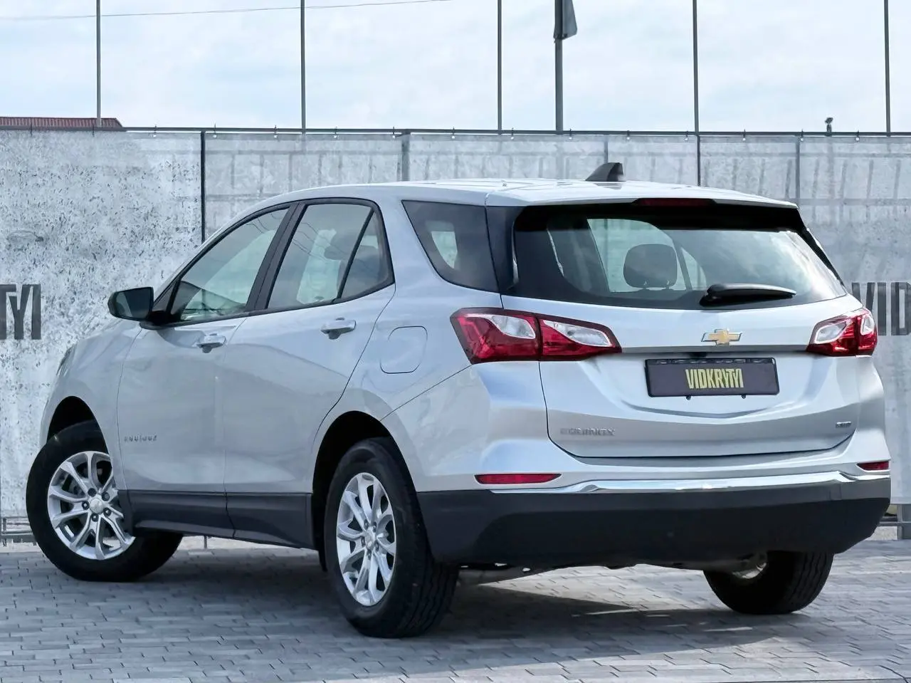 Chevrolet Equinox 1.5 AWD - фото 3
