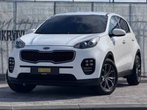 Білий Kia Sportage 2017 - вигляд спереду